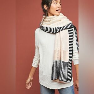 Anthropologie Caroline Kaufman Oversized Fairbanks‎ Knit Scarf Cream Black pink